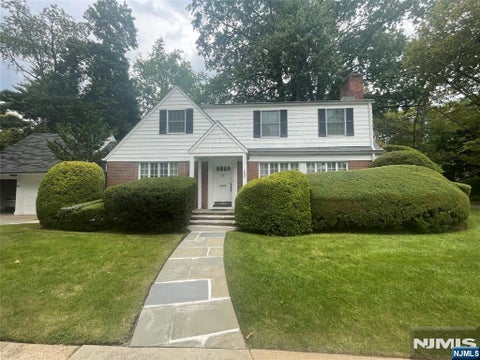 Photo of 489 Reis Avenue, Teaneck, NJ 07666 (MLS # 26039007)
