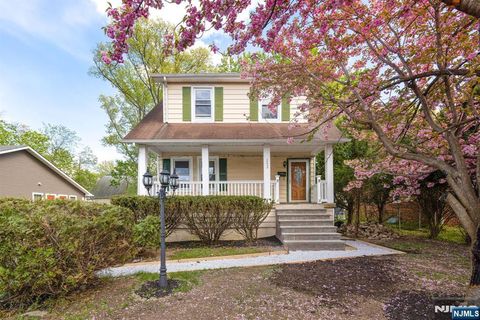 Photo of 242 Myrtle AVE, Westfield, NJ 07090 (MLS # 26016771)