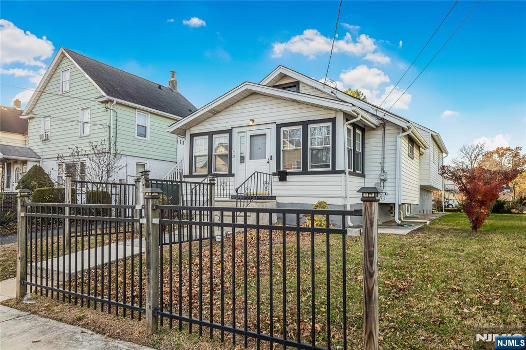 1123-1125 3rd Street