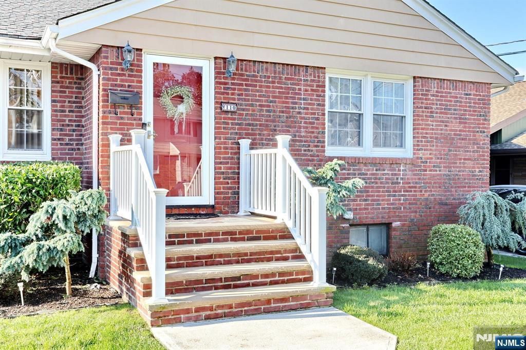 Photo of 110 Harrison Avenue, Hasbrouck Heights, NJ 07604 (MLS # 25037759)