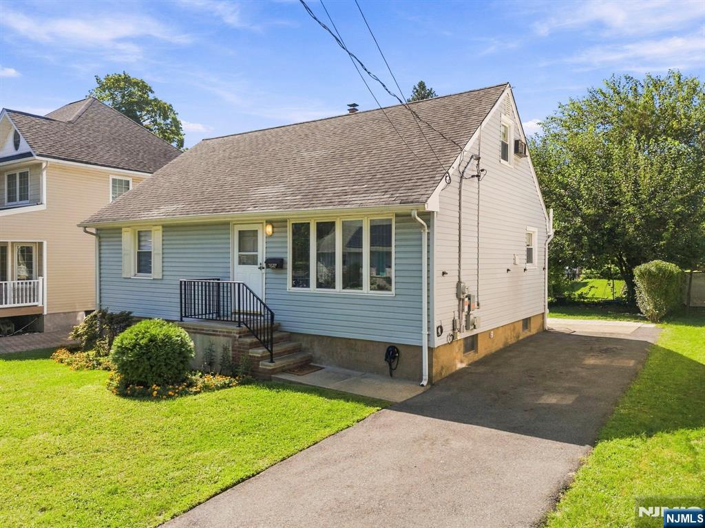 454 Lasalle Avenue
