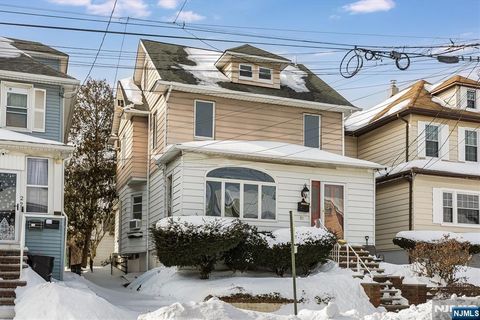 31 6th Avenue Clifton NJ 07011