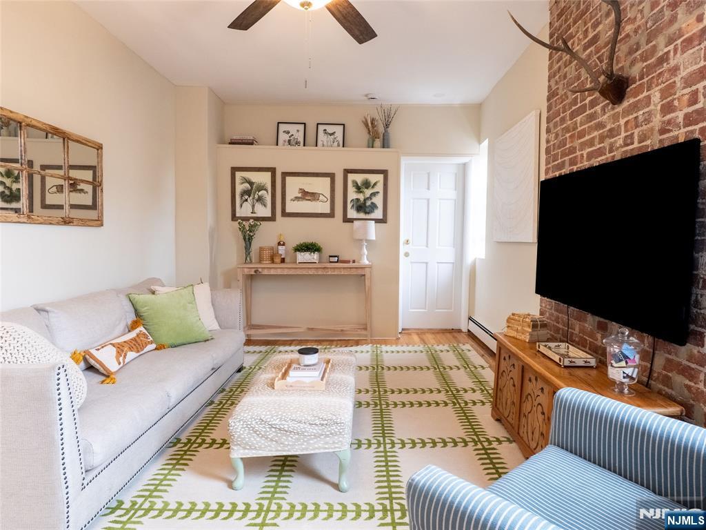 95 Willow Avenue 4B