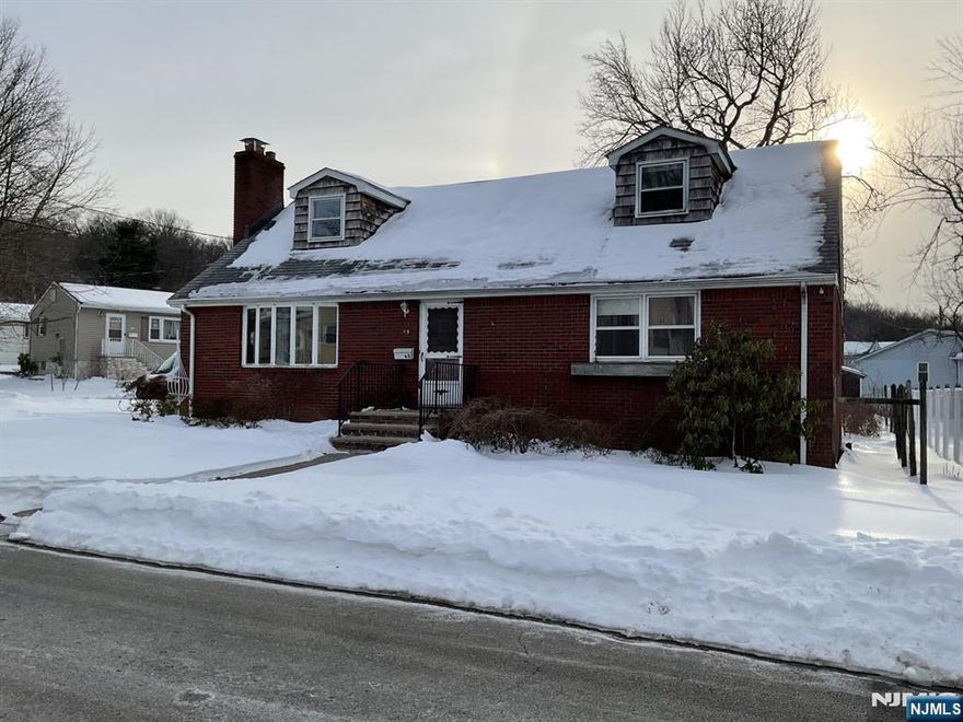 This spacious 4-bedroom, 2-bath home offers a solid foundation and excellent potential for customization. The house features original kitchen and bathroom finishes, providing a great opportunity for a buyer to update to their own style, along with classic hardwood floors throughout most of the home. Additionally, the property includes a full unfinished basement that can be adapted to suit a variety of needs whether you envision additional workspace, a home gym, an entertainment or recreation area, or extra storage. This home presents a unique opportunity to create a space that truly fits your lifestyle. The property is very close to restaurants, close to major shopping centers, and to highways.