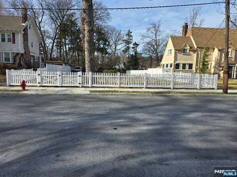 Photo of 679 Haxtun Avenue, Orange, NJ 07050 (MLS # 26003645)