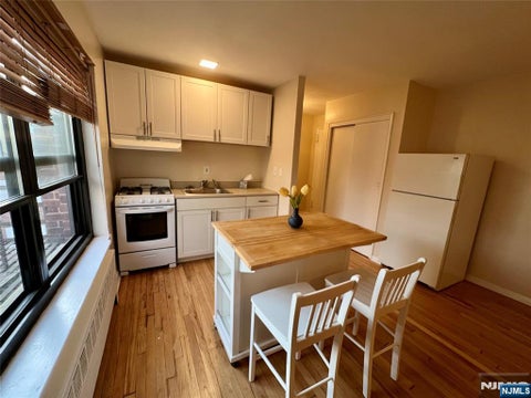 Photo of 241 E Main Street #3A, Bergenfield, NJ 07621 (MLS # 26025903)