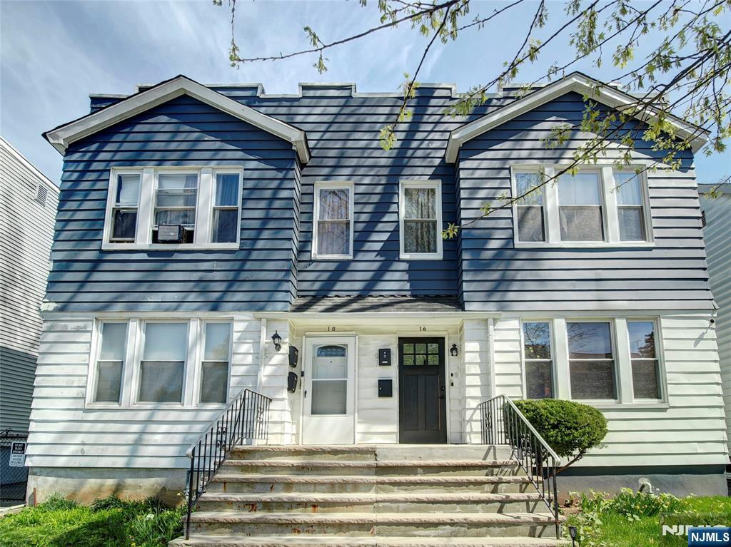 16 McKay Avenue