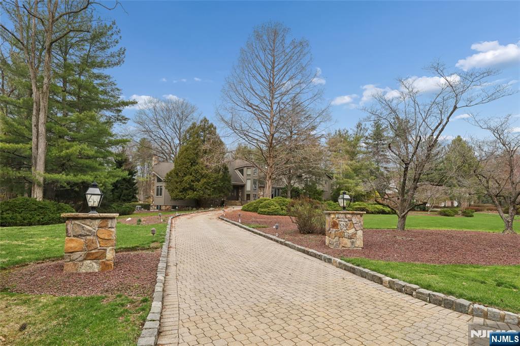 9 Toboggan Ridge Road