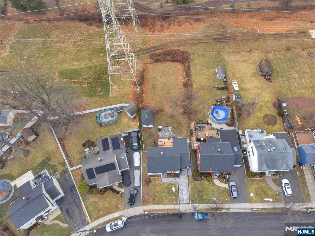 Photo of 147 Knollwood Terrace, Clifton, NJ 07012 (MLS # 26000664)