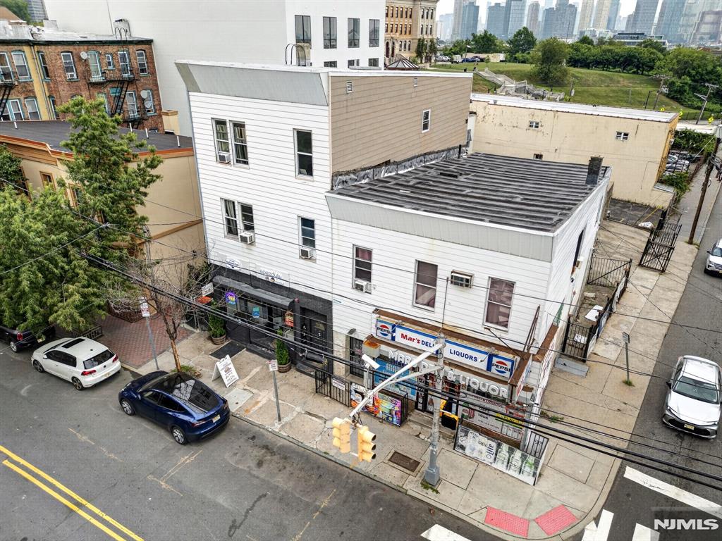 154 Chestnut Avenue