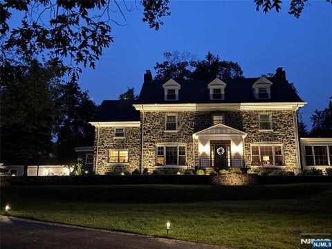Photo of 117 Forest Way, Essex Fells, NJ 07021 (MLS # 26025046)