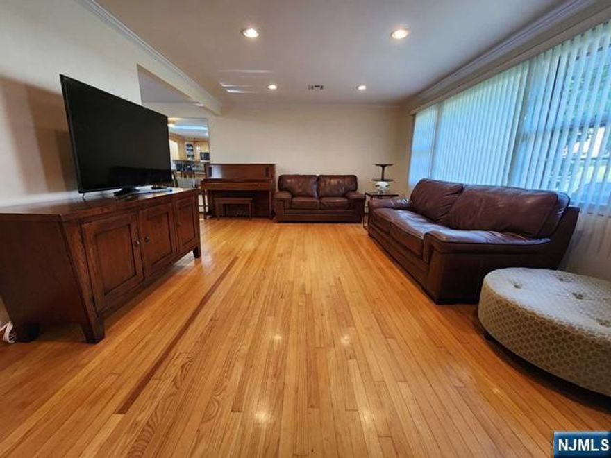 Well maintained ranch home located on a quiet residential area in Demarest. First floor features 3 BRs and 1.5 Baths, living room, dining area, kitchen with SS appliances and granite countertops, sunroom and 1 car attached garage. Hardwood floors. Fully finished lower level offers family room, laundry room, and an office which could be a guest room with full bath, a fireplace, and a door to the backyard. Ample storage. Blue Ribbon school district. Credit check and income verifications are required. Tenant is responsible for lawn care and snow removal. Tenant's insurance should be obtained while leasing. No pets and no smoking. The homeowner has NJ real estate license.