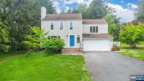 Photo of 163 Sand Spring Road, Harding Township, NJ 07960 (MLS # 26019586)