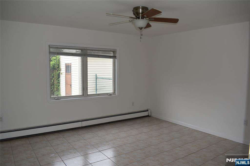 100 Kipp Avenue 2