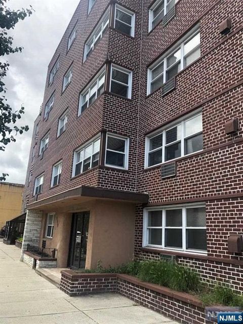 559 Anderson Avenue C4 Cliffside Park NJ 07010