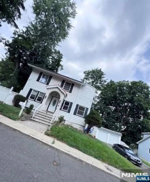 Photo of 50 Ridgehurst Road, West Orange, NJ 07052 (MLS # 26040076)