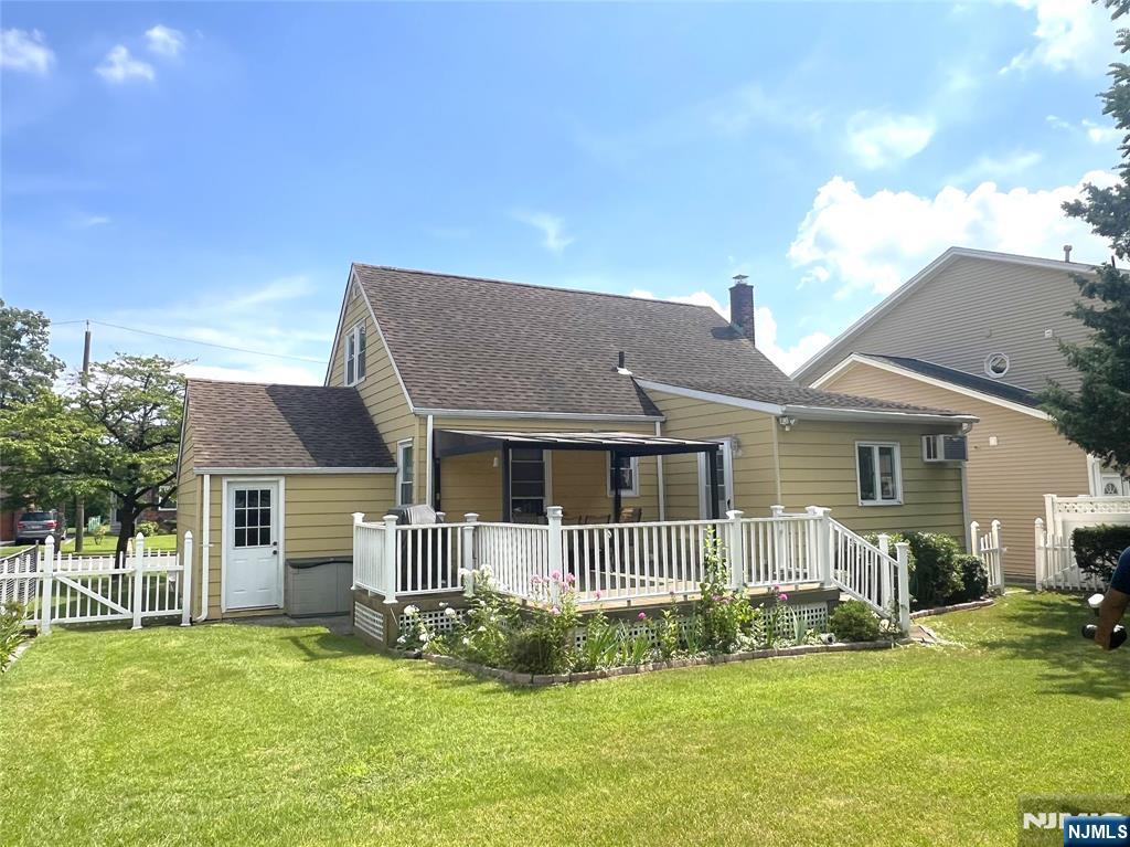 145 Evans Place