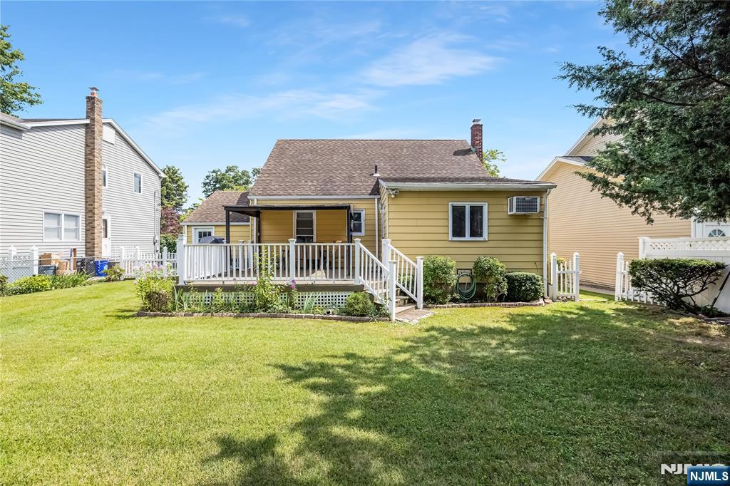 145 Evans Place