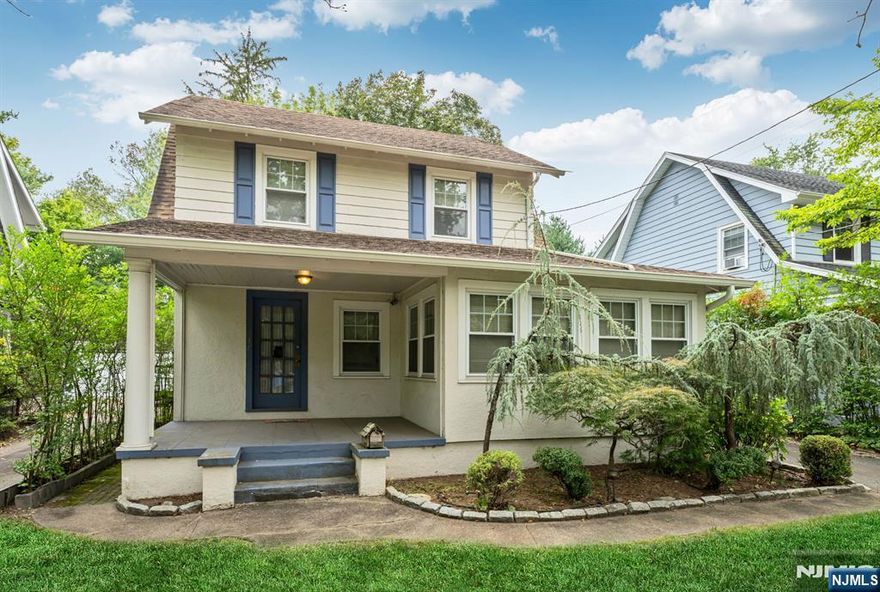 Hereâ€™s a terrific opportunity to call Ridgewood home! This 3-bedroom, 2-full bath Colonial is filled with charm and character. With nearly 1,600 sq. ft. of space, inside you will find gleaming pine floors, high ceilings and a comfortable living area. The living room opens to a formal dining room. The 2nd floor features 3 bedrooms, plus a full bath with a tub. The basement is spacious and finished. There is a 1-car detached garage, and plenty of extra space to park in the driveway. Situated on a property that is 260â€™ deep. Ridgewood is renowned for its award-winning schools. Enjoy the convenience of nearby shopping and dining in Downtown Ridgewood as well as access to New York City via bus or the Ridgewood train station. Take advantage of all that Ridgewood has to offer!