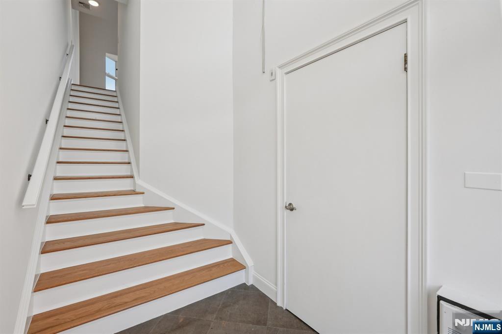 316 Thornton Court T316