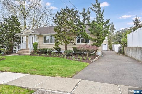 520 Hamilton Avenue Hasbrouck Heights NJ 07604