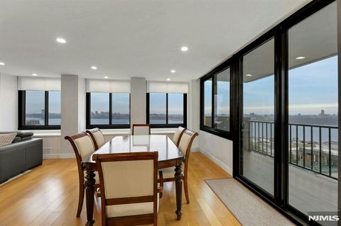 300 Winston 910 Cliffside Park NJ 07010