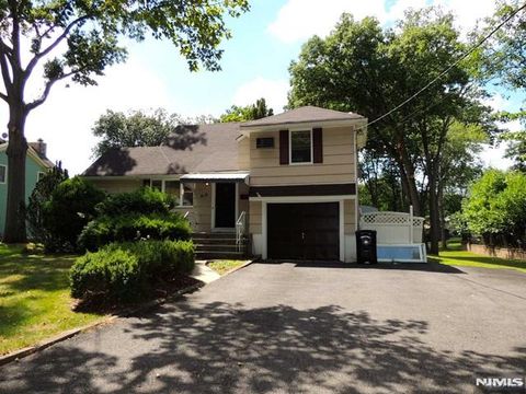 375 Chelsea Street Paramus NJ 07652