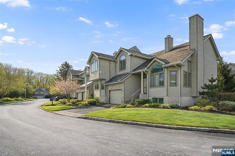 Photo of 501 Elm Ct, Norwood, NJ 07648 (MLS # 26005085)