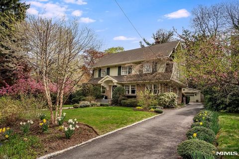 Photo of 111 Montclair Avenue, Montclair, NJ 07042 (MLS # 26013330)