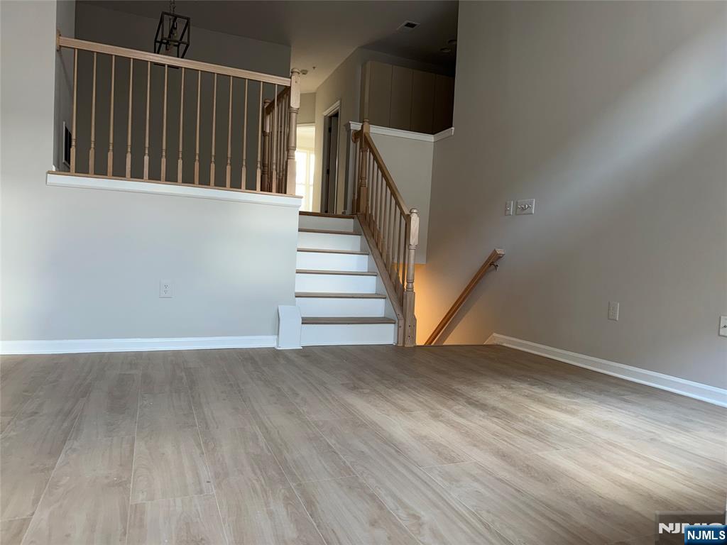 320 Midland Court 320