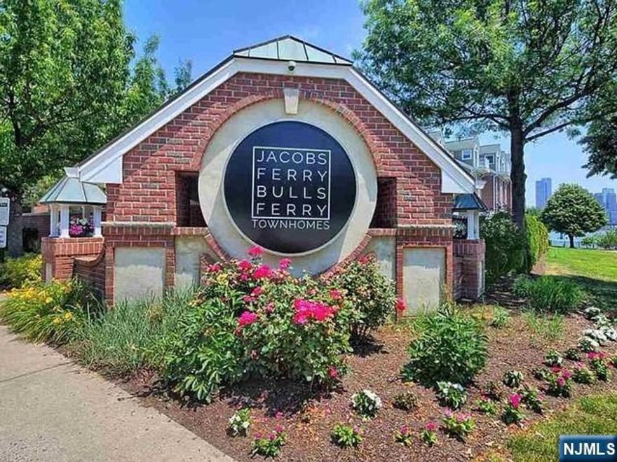 Prestigious Jacobs & Bulls Ferry community, Albany model. 2 Bedroom + Den / 1.5 Baths. 1,228 SqFt of space with a North and South facing directions. BRAND NEW FLOORING THROUGHOUT. Open layout design with vaulted ceilings, well-kept chef's kitchen with SS appliances, dining room, and living room space. The master bedroom has a large walk-in closet and a balcony. Spacious second bedroom, updated full bathroom. Lower level has an updated half bathroom, garage with custom cabinet for extra storage, large den, washer and dryer. 2 car parking. This community offers 2 pools, Jacuzzi, 24hr security, children playground, riverwalk with Manhattan views ,free shuttle to/from the ferry terminal, and easy access to NYC! Small pets are allowed. No smoking.