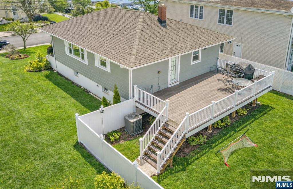 112 Garibaldi Avenue