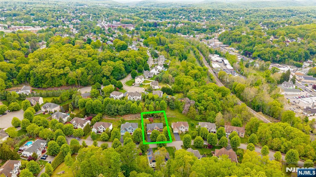 8 Overlook Drive