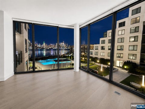 Photo of 9 Ave At Port Imperial #509, West New York, NJ 07093 (MLS # 26029325)