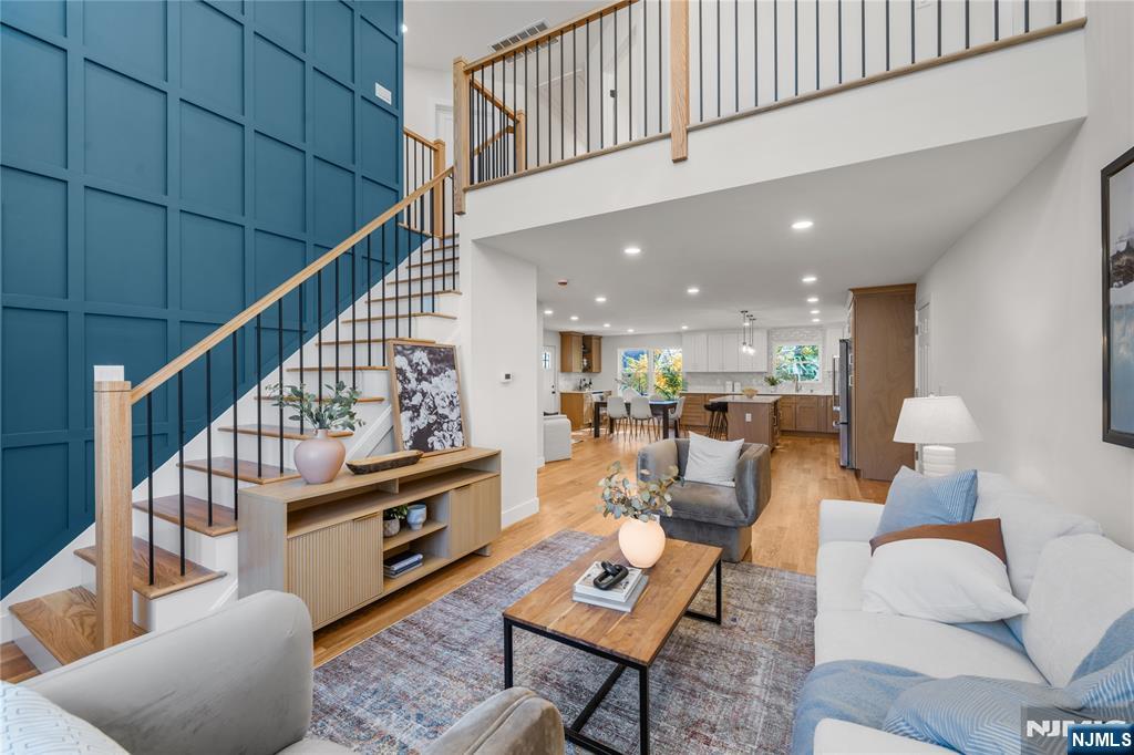 222 Bennington Court