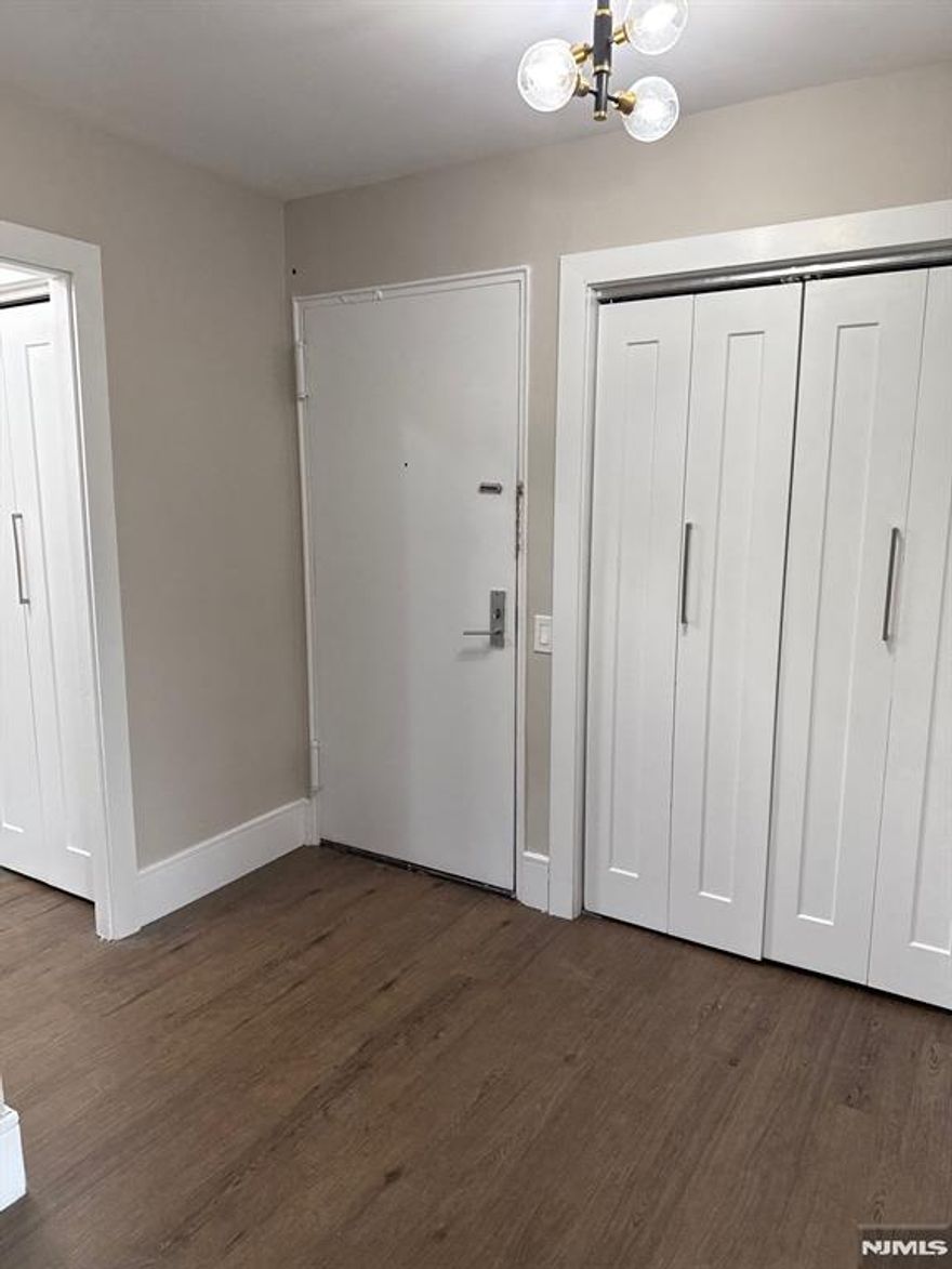 Half Moon House complex, close to NYC,trans, schools. IMPROVED UNIT, UPDATED, OPEN FLOOR PLAN. parking not included with maintenance. 4X maint fees reqd for income. all cert/inspecs resp of buyer. First Look - for first 30 days only owner occupants are permitted to purchase.