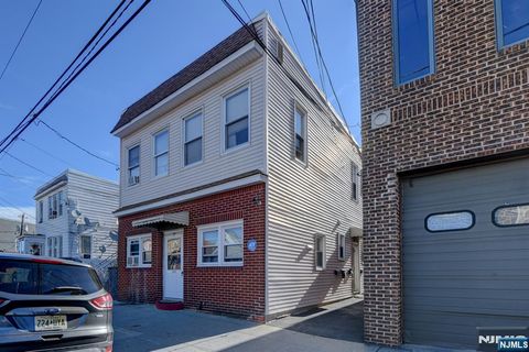 20 Heckel Street Belleville NJ 07109