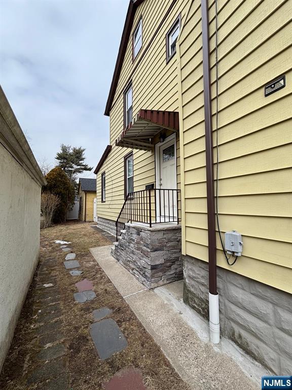 Rental Property at 45 Broad St, Bergenfield, New Jersey - Bedrooms: 2 
Bathrooms: 1 
Rooms: 7  - $2,500 MO.