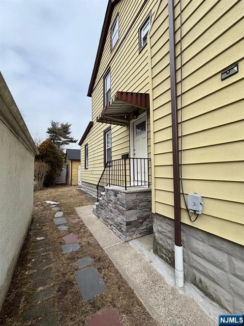 45 Broad Street Bergenfield NJ 07621