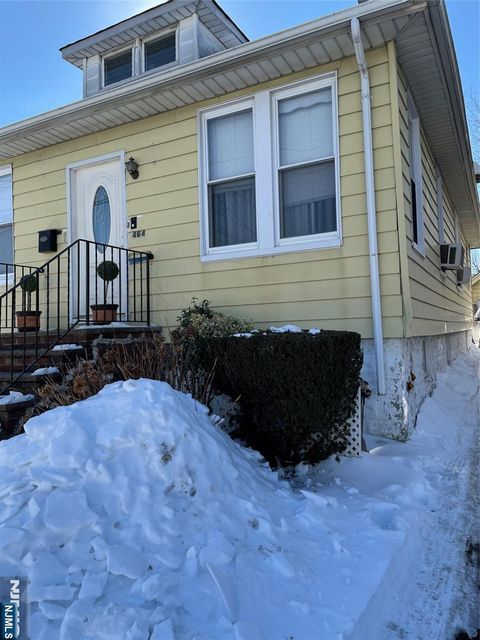 Photo of 464 Columbia Ave #2, Cliffside Park, NJ 07010 (MLS # 26003918)