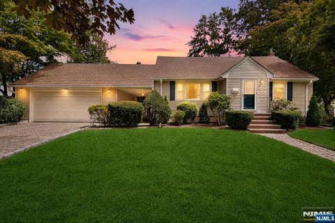 Photo of 349 N Ridgewood Boulevard, Twp of Washington, NJ 07676 (MLS # 26032202)