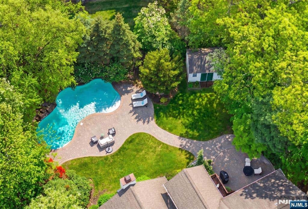 Photo of 55 Canterbury Drive, Ramsey, NJ 07446 (MLS # 26013203)
