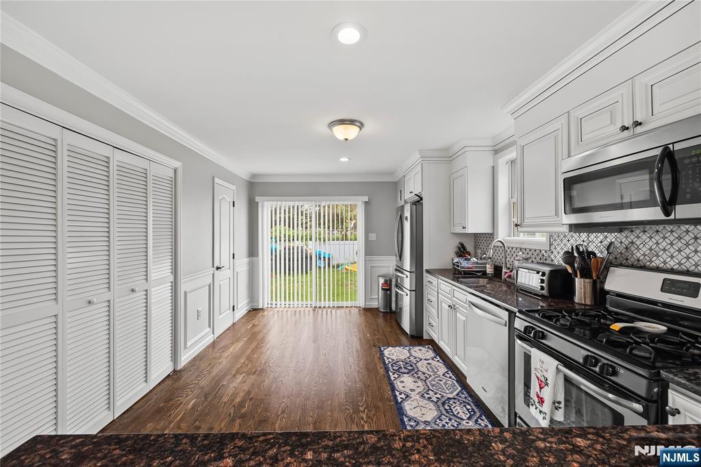 15 Kossuth Street