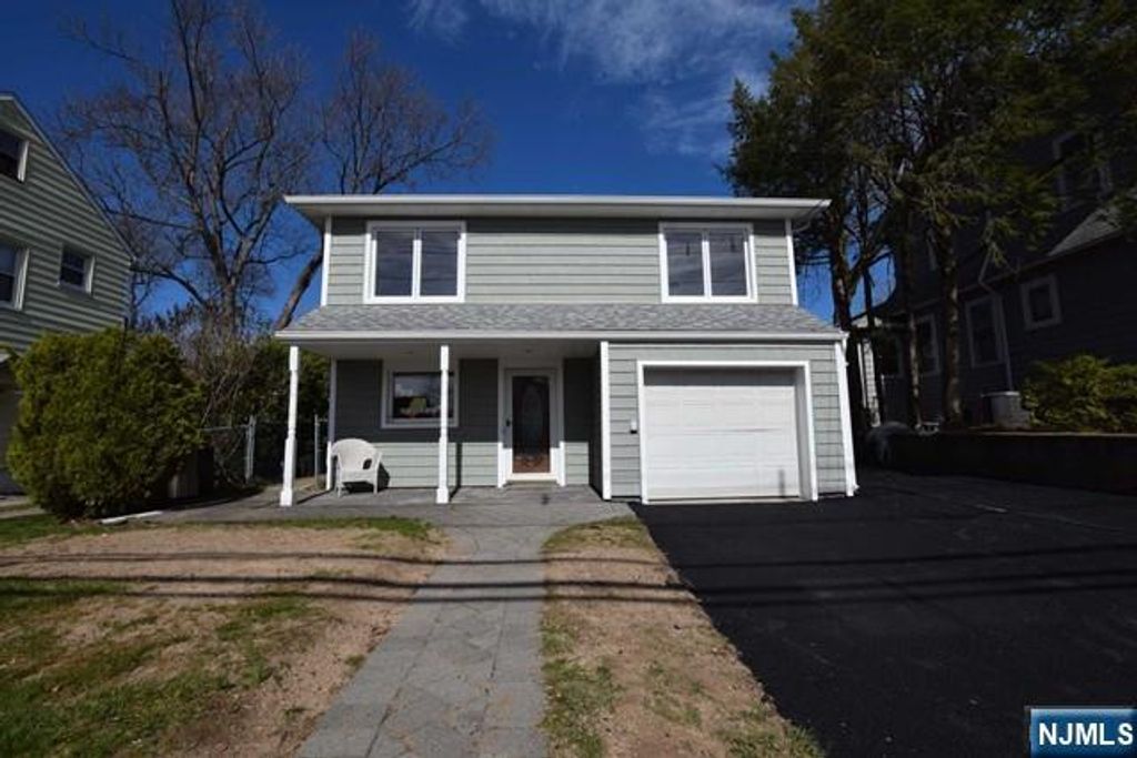 Photo of 1619 11th Street, Fair Lawn, NJ 07410 (MLS # 26014414)