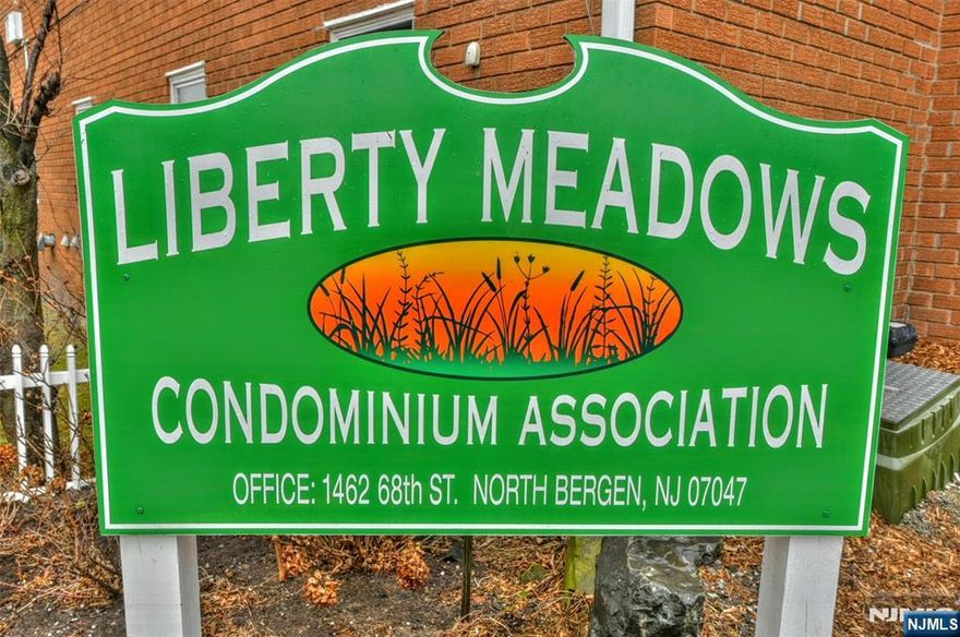 Spacious bedrooms with generous closet space; bathroom has full tub and contemporary finishes. Kitchen has updated stainless steel appliances, customer cabinetry and room for storage. Open-concept layout with large windows, flooding the home with natural light, updated wood floors, and dining/living space area option. Perfect home for entertaining, working from home, or first time home buyer. Dedicated or on site parking options available for a nominal fee, varies by unit. Onsite, laundry card use Braddock Park with lovely amneties including walking path with reflection park nearby. Coffee shops, dining and two gyms nearby. This condo is perfect for an investment or someone looking for a prime location near NYC with the comfort of suburban living and excitement of the city just minutes away!