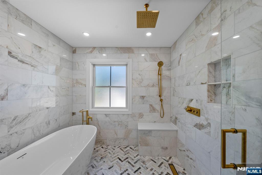 326 Northern Parkway