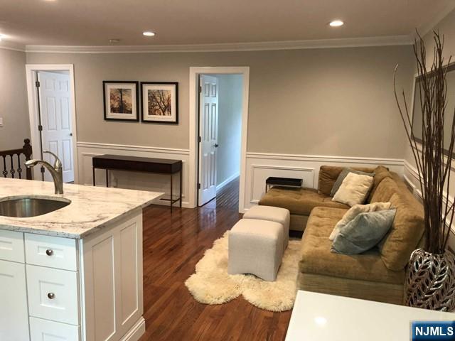 282 S Broad Street 2 FRONT Door