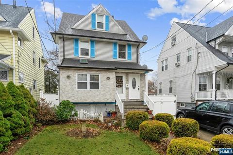Photo of 53 Poplar Ave, Hackensack, NJ 07601 (MLS # 26002042)
