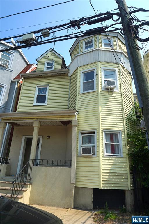 93 Astor Street