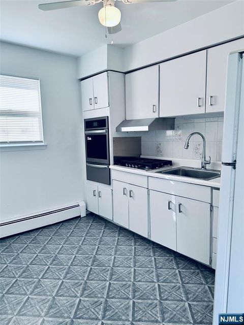 Photo of 1163 Valley Rd #18, Wayne, NJ 07470 (MLS # 26010189)